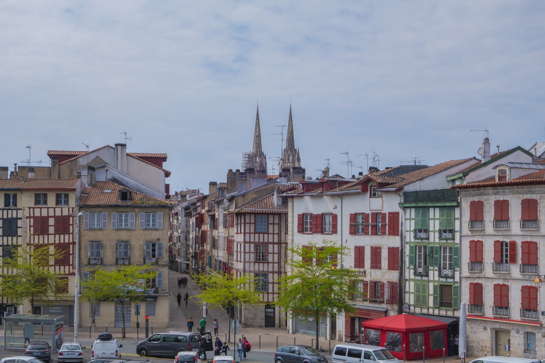 Vive Clermont-Ferrand en 1 día: qué ver, sentir y disfrutar